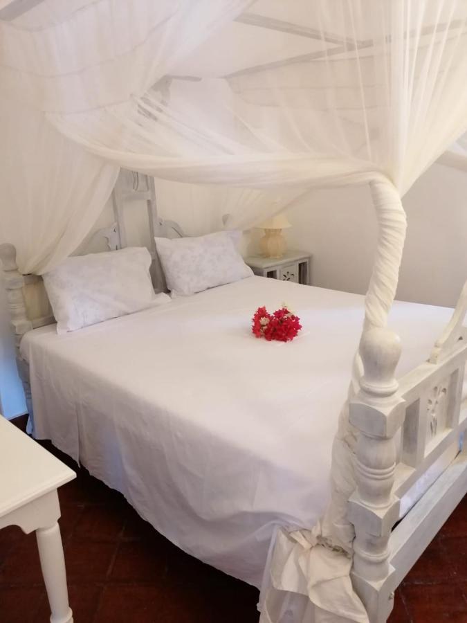 Coral Key Villa Μαλίντι Εξωτερικό φωτογραφία